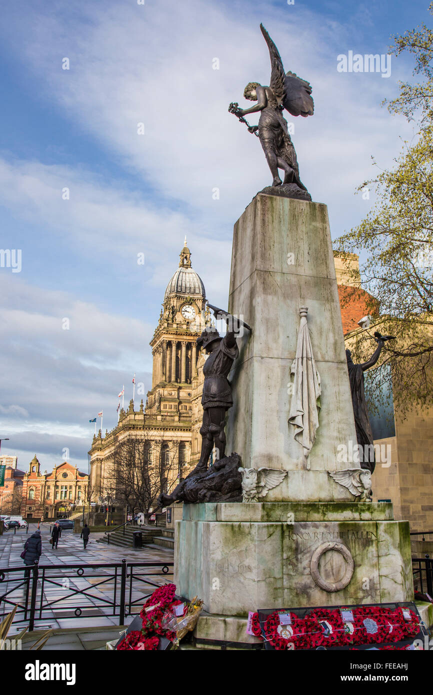 Leeds war memorial hi-res stock photography and images - Alamy