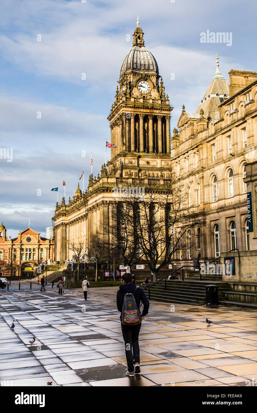 Leeds war memorial town hall hi-res stock photography and images - Alamy