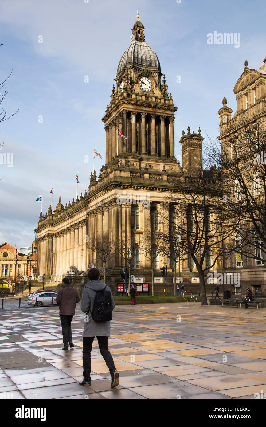 Leeds war memorial town hall hi-res stock photography and images - Alamy