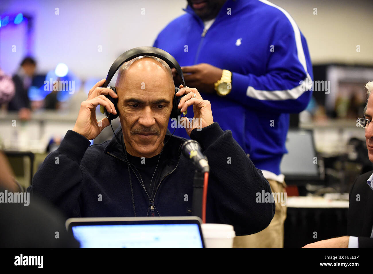 Nfl coach tony dungy hi-res stock photography and images - Alamy
