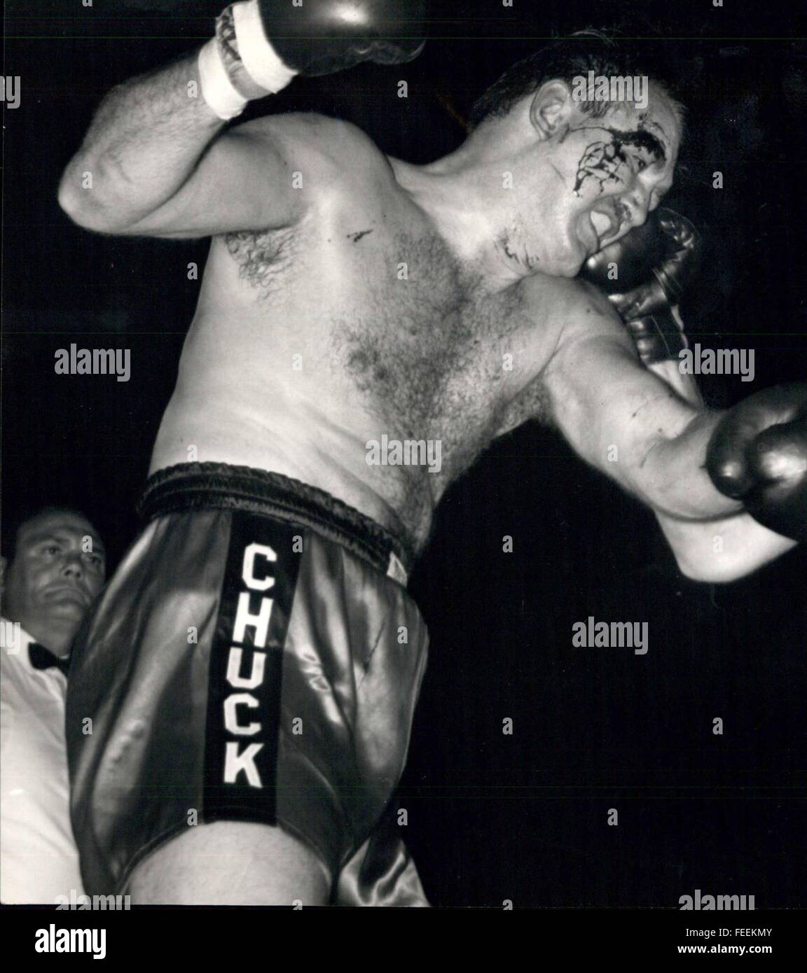 1969 - Heavyweight Contest: Wembley, England : Hungary-born Joe Bugner, Latest British Heavyweight Hope, this evening Met Chuck Wepner, of New Jersey, U.S.A., in a 10-round Heavyweight contest at the empire pool, Wembley. here Bugner Lands right to the bloodied face of wepner, Burger won Fight when referee stopped fight in third Round after Wepner's Right eye was Badly cut. © Keystone Pictures USA/ZUMAPRESS.com/Alamy Live News Stock Photo