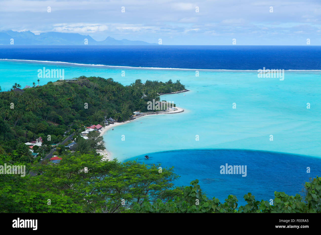 Matira Beach Bora Bora Tahiti Hi-res Stock Photography And Images - Alamy