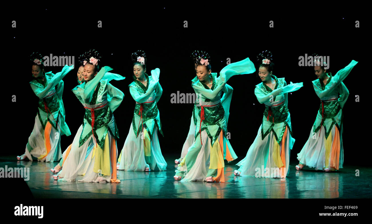 Mexico City, Mexico. 5th Feb, 2016. Dancers perform in the musical show 'My Dream, Chinese New Year 2016' at the Theater of the City Esperanza Iris in Mexico City, capital of Mexico, on Feb. 5, 2016. The musical show 'My Dream, Chinese New Year 2016' is presented by the China Disabled People's Performing Art Troupe (CDPPAT), on the ocassion of the commemoration of the Chinese New Year of the Monkey. Credit:  Jorge Rios/Xinhua/Alamy Live News Stock Photo