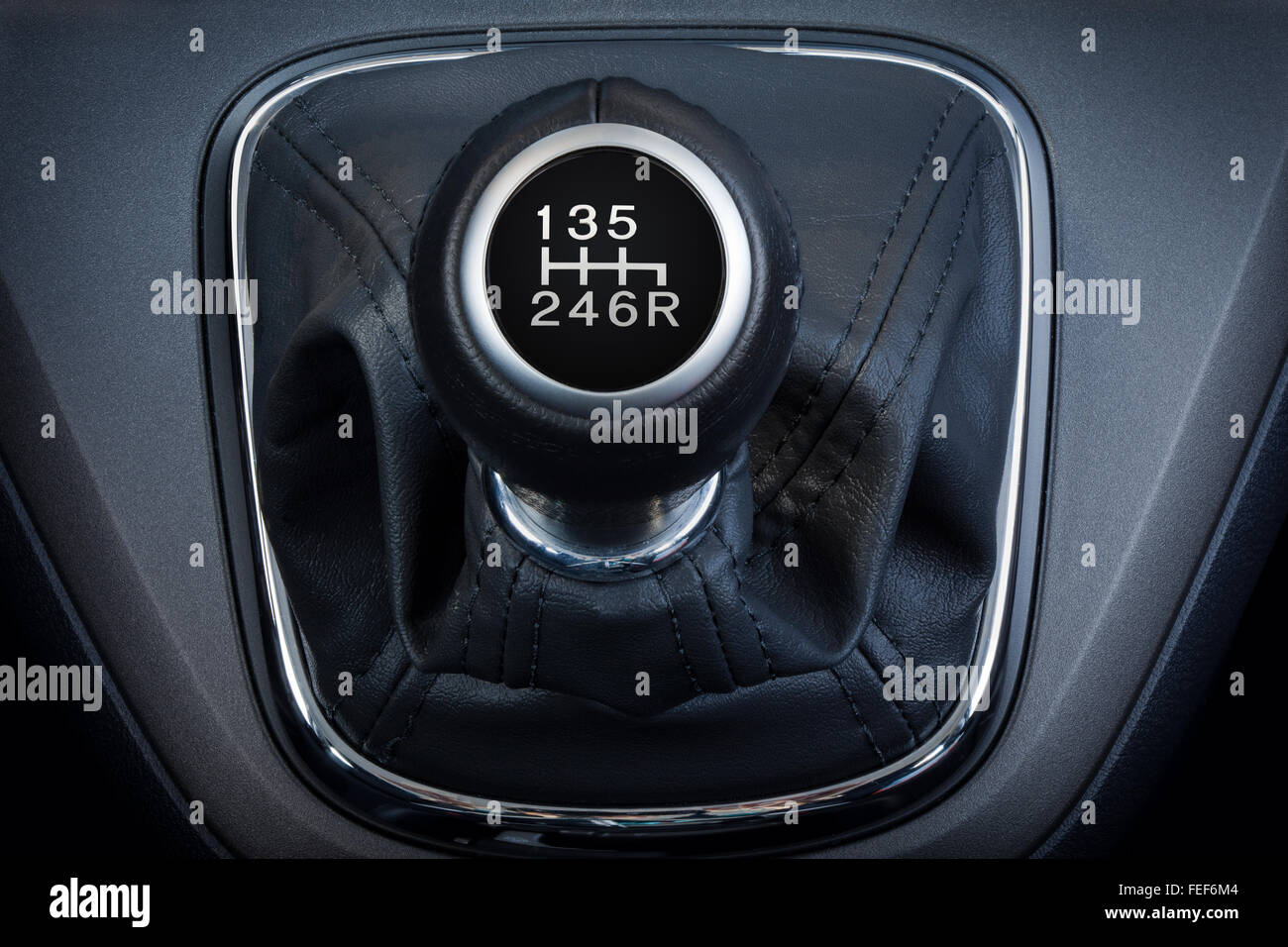 Closeup of a six speed manual gear stick Stock Photo Alamy