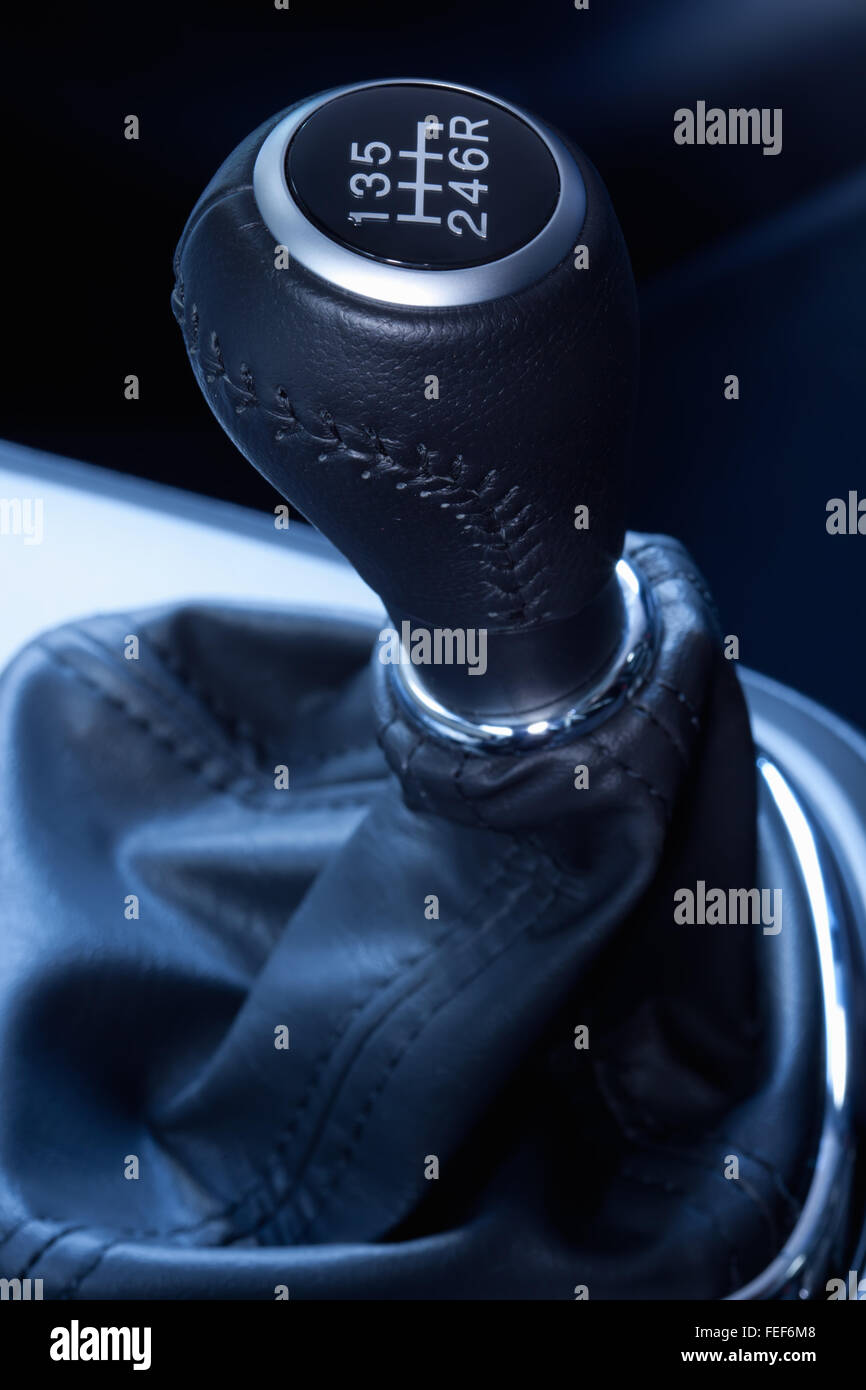 Closeup of a six speed manual gear stick Stock Photo Alamy