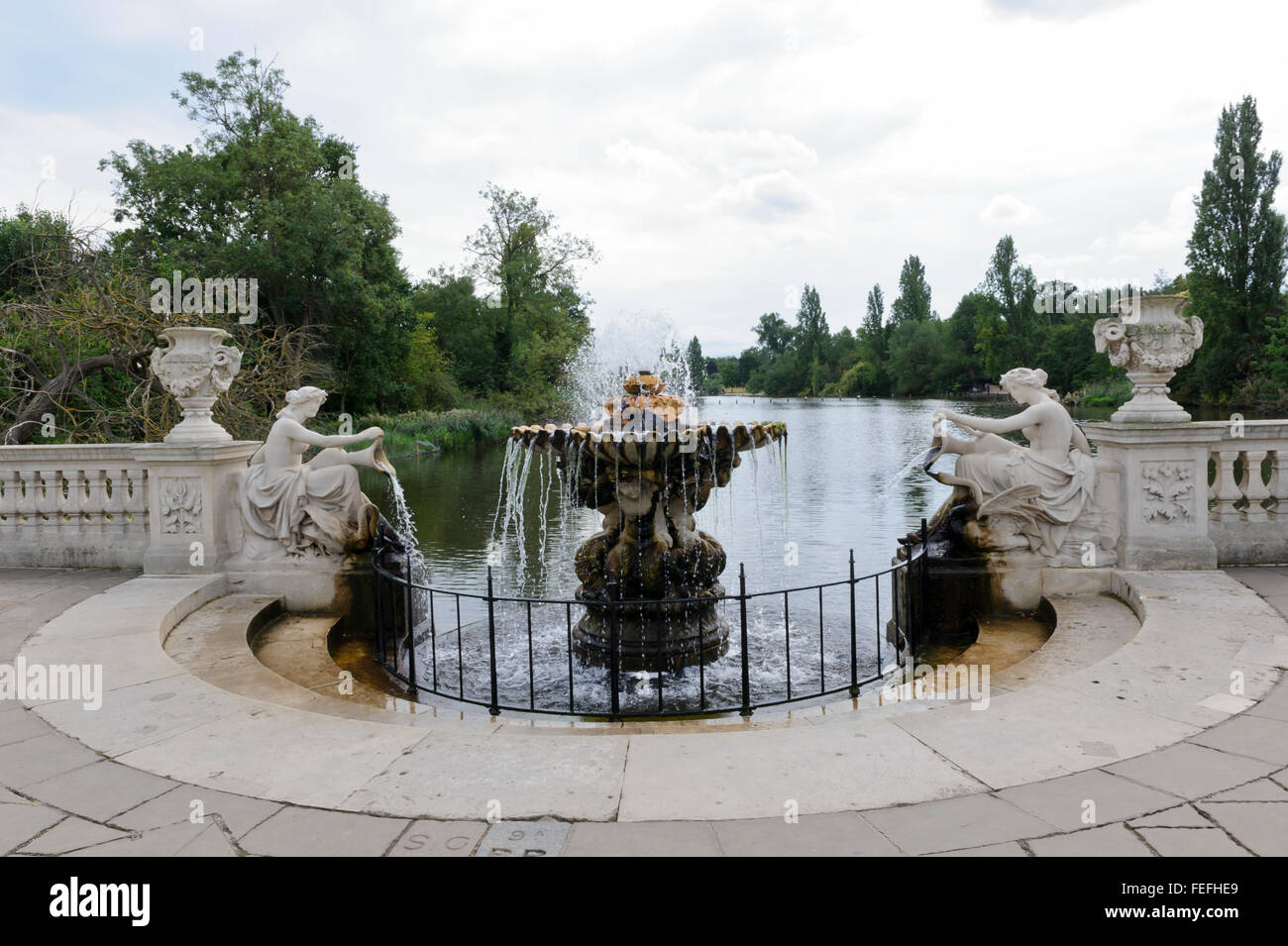 Water fountain in the Italian Gardens in Hyde Park, London, United