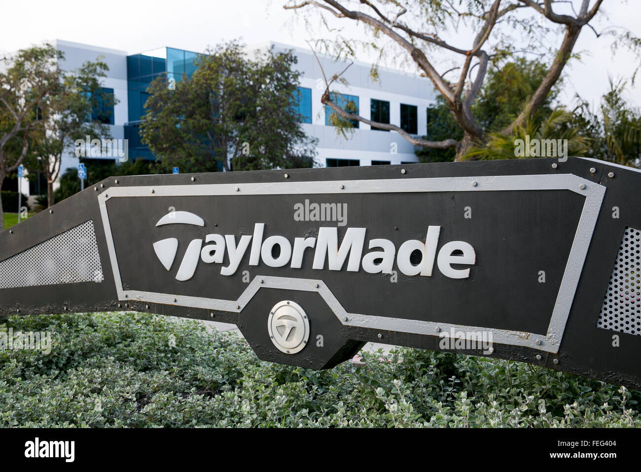 A logo sign outside of the headquarters of the TaylorMade-Adidas Golf  Company in Carlsbad, California on January 30, 2016 Stock Photo - Alamy
