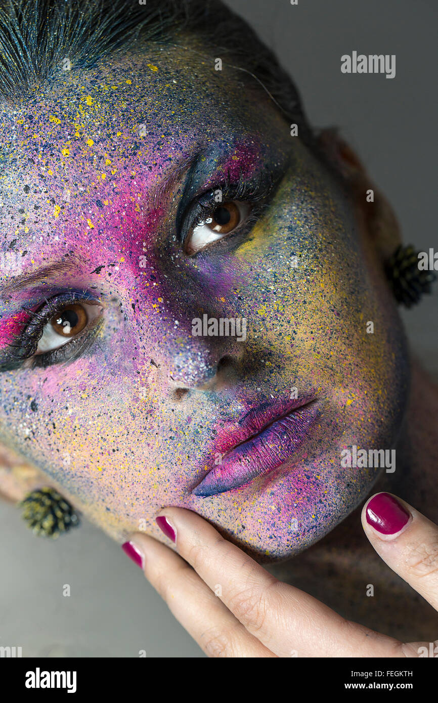 Beauty Portrait Of Young Woman Stock Photo Alamy Beauty Portrait Of Young Woman Stock Photo Alamy