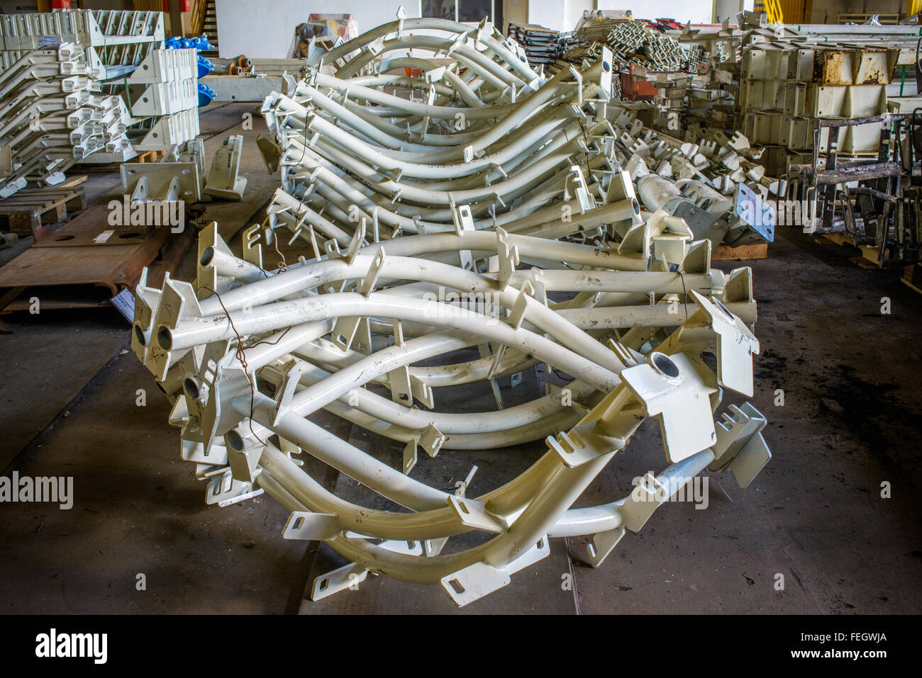 Frames complex hi-res stock photography and images - Alamy