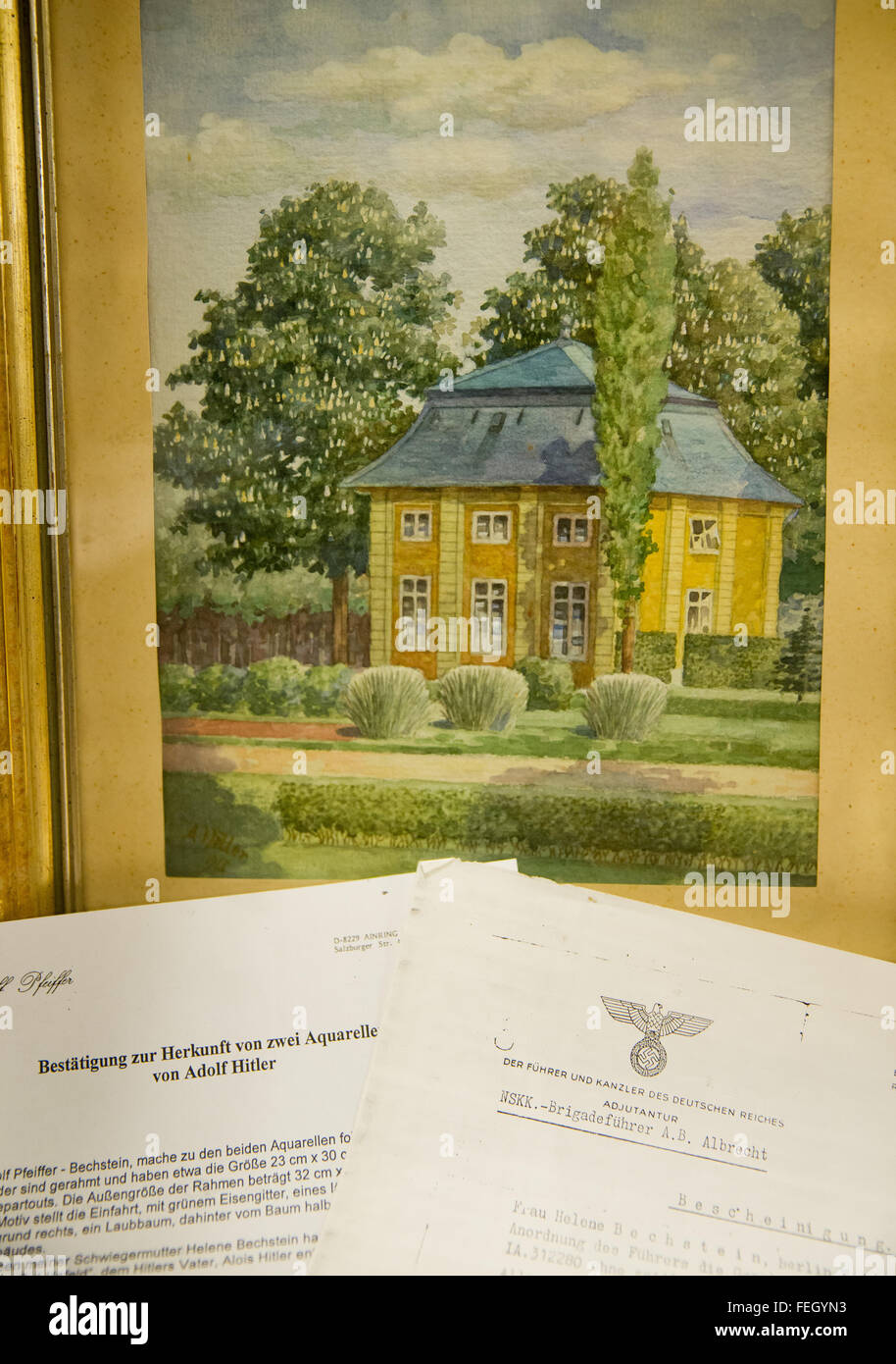 Nuremberg, Germany. 4th Feb, 2016. The water colour painting 'Wohnhaus von Dr. Bloch' from 1913, which is attributed to Adolf Hitler as author, is presented at an auctioneer in Nuremberg, Germany, 4 February 2016. A total of 29 paintings and drawings, attributed to Adolf Hitler, have been auctioned off at Weidler actioneers in Nuremberg on 6 February 2016. Photo: Daniel Karmann/dpa/Alamy Live News Stock Photo