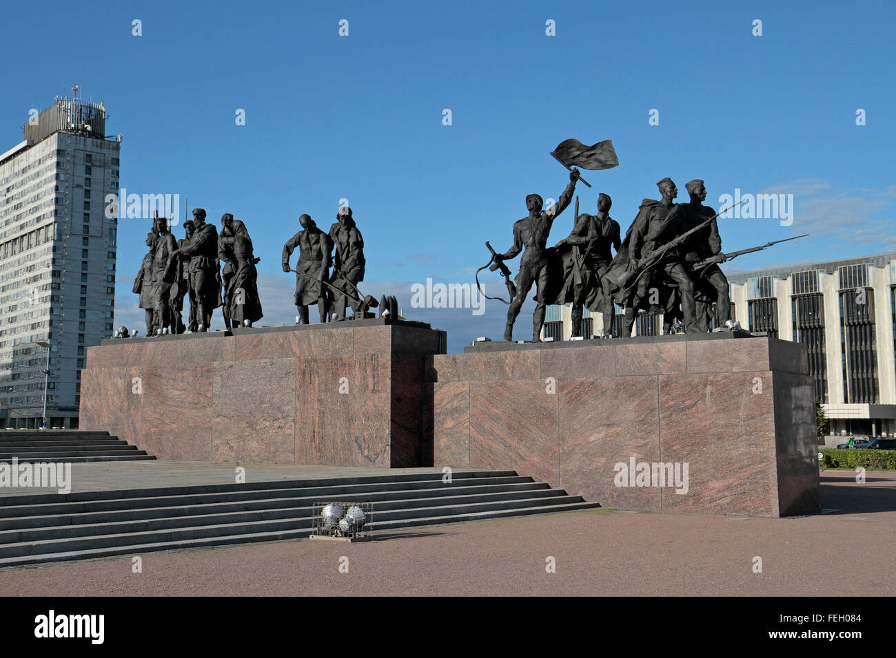 The Monument to the Heroic Defenders of Leningrad on Victory Square (Ploshchad Pobedy), St Petersburg, Northwestern, Russia. Stock Photo