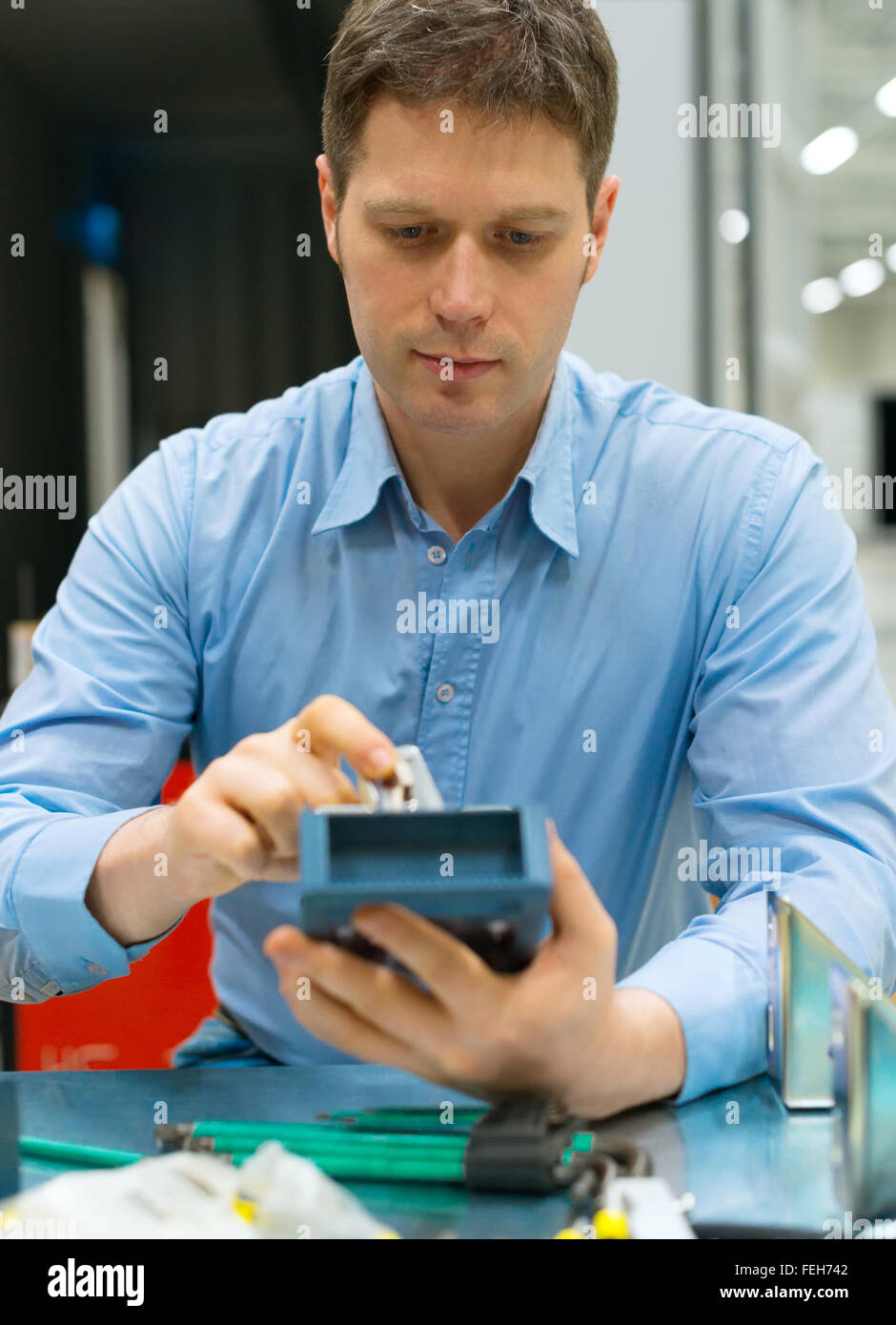 Components factory hi-res stock photography and images - Alamy