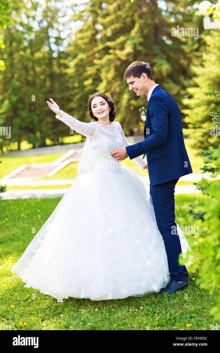 Happy bride and groom on their wedding day Stock Photo - Alamy