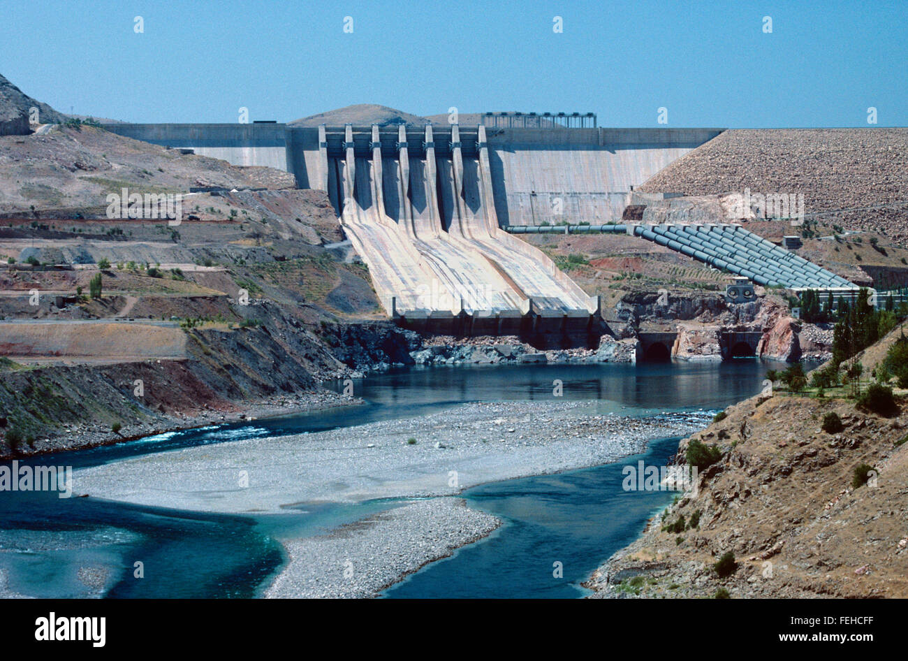 Keban Dam Hydroelectric Dam on the Euphrates River, Elazig, south-east Turkey. Stock Photo