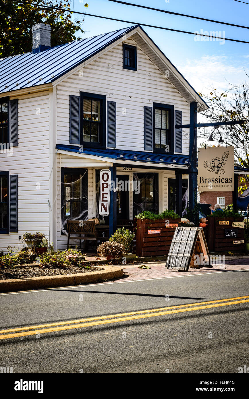Brassicas Farm Fresh Market & Cafe, 39333 John Mosby Highway, Aldie