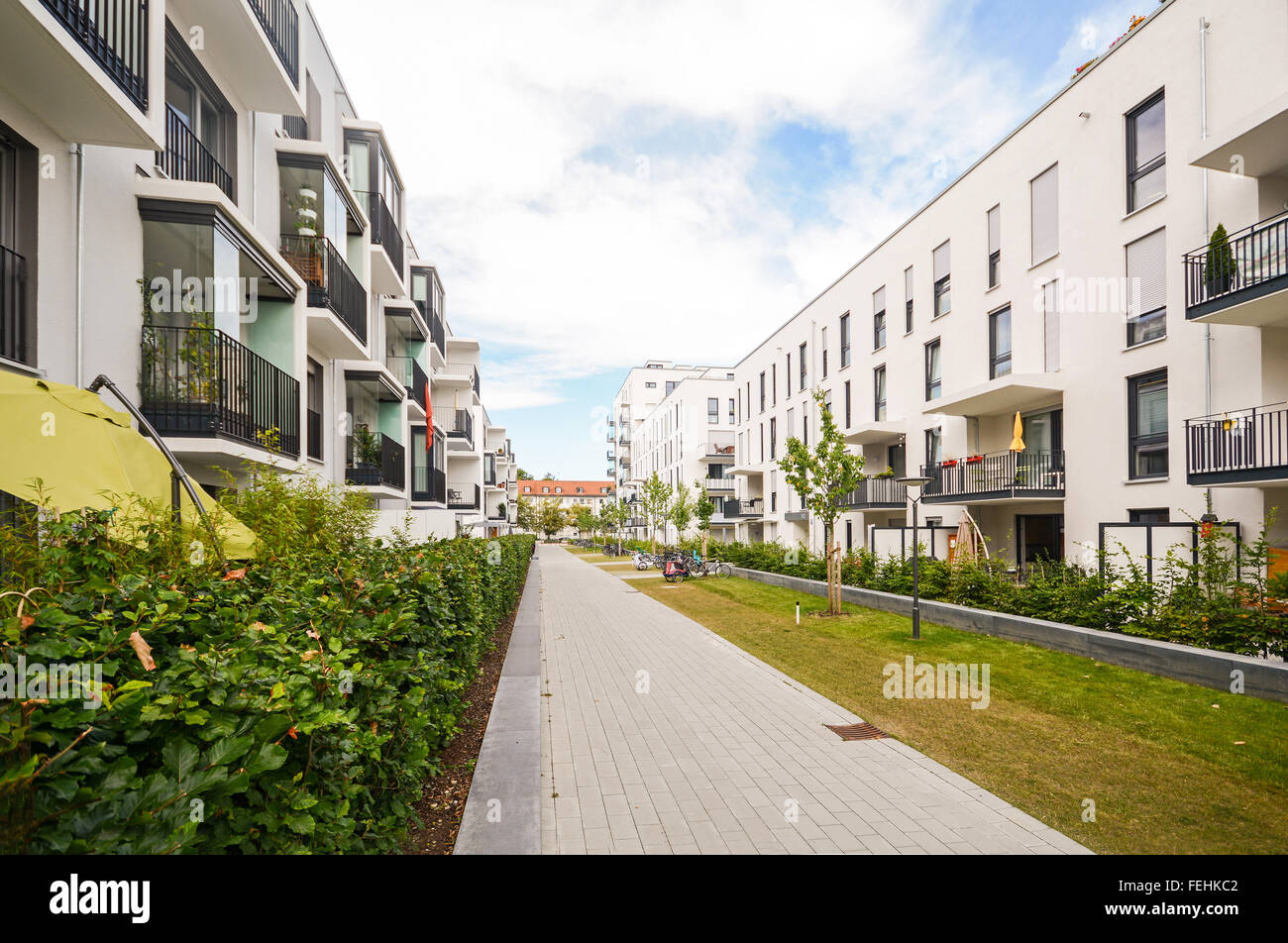 Photo inspiration: Curated Low Energy Apartment Buildings Gallery View 49