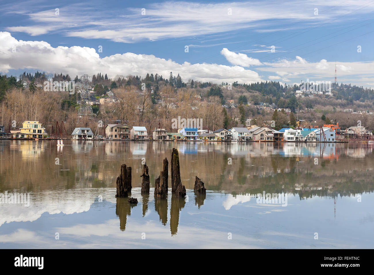Floating Houses along Willamette River in Portland Oregon Stock Photo