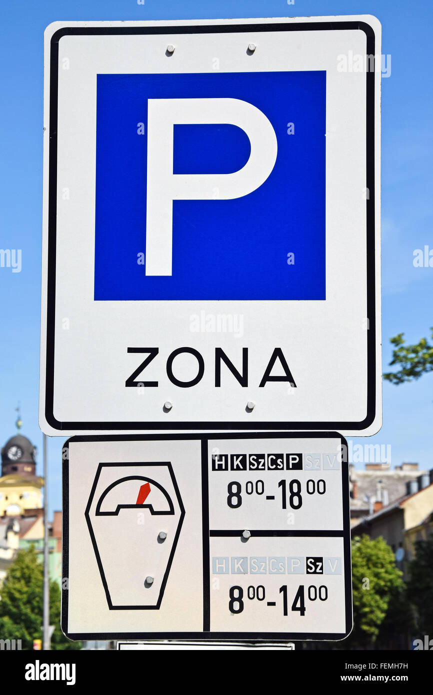 Parking zone sign Stock Photo Alamy