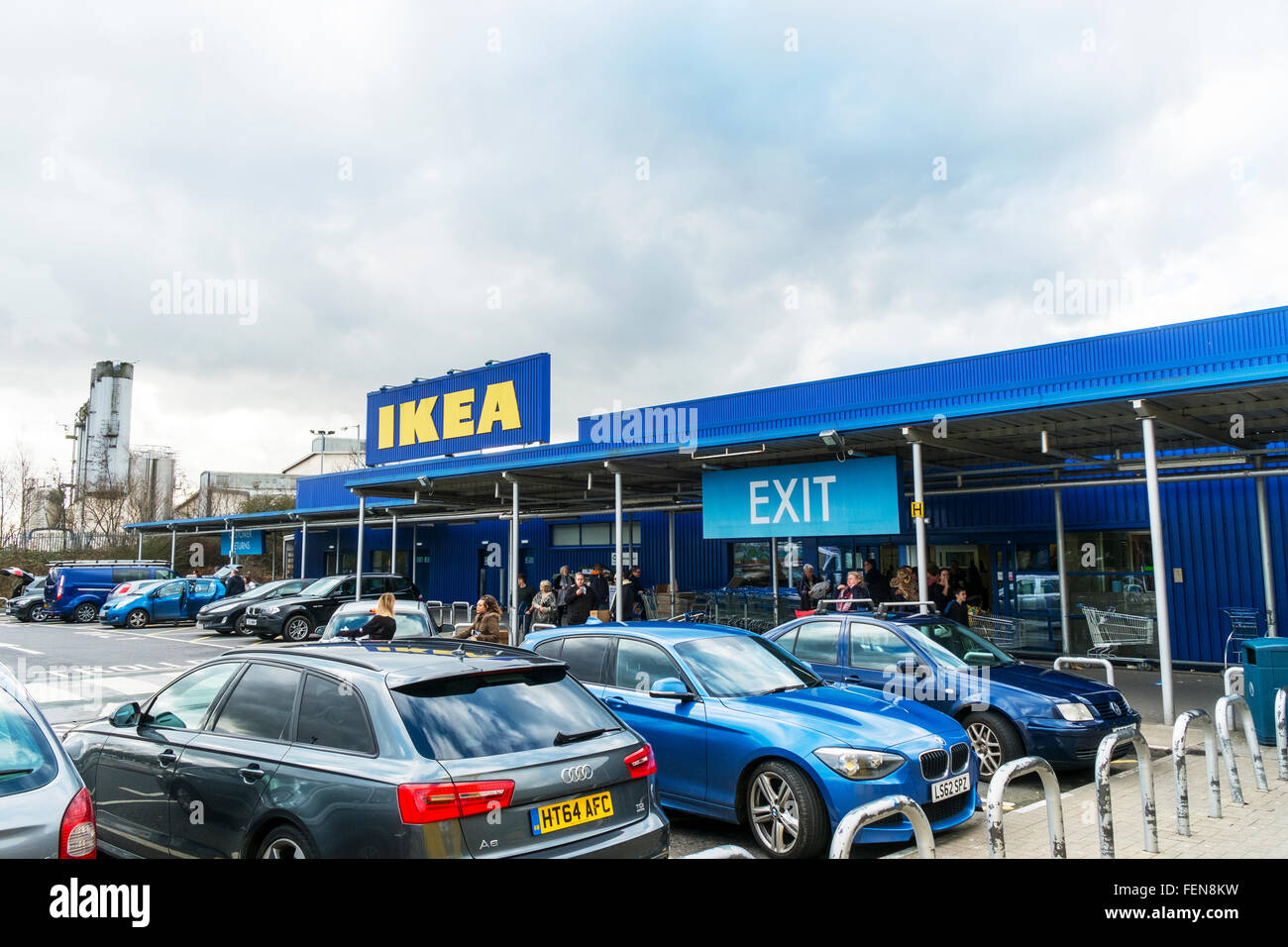 Shopping ikea uk hires stock photography and images Alamy