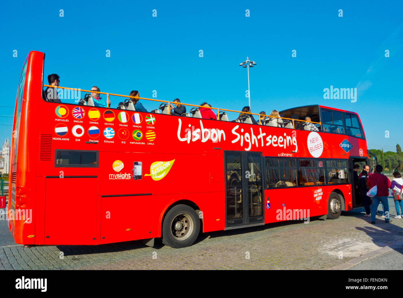 Lisbon sightseeing bus hi-res stock photography and images - Alamy