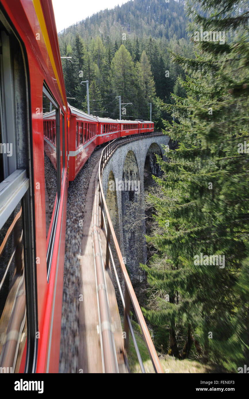 Viaduct, Albula, UNESCO World Heritage Site Rhaetian Railway in the Albula, Kanton Graubünden, Switzerland Stock Photo