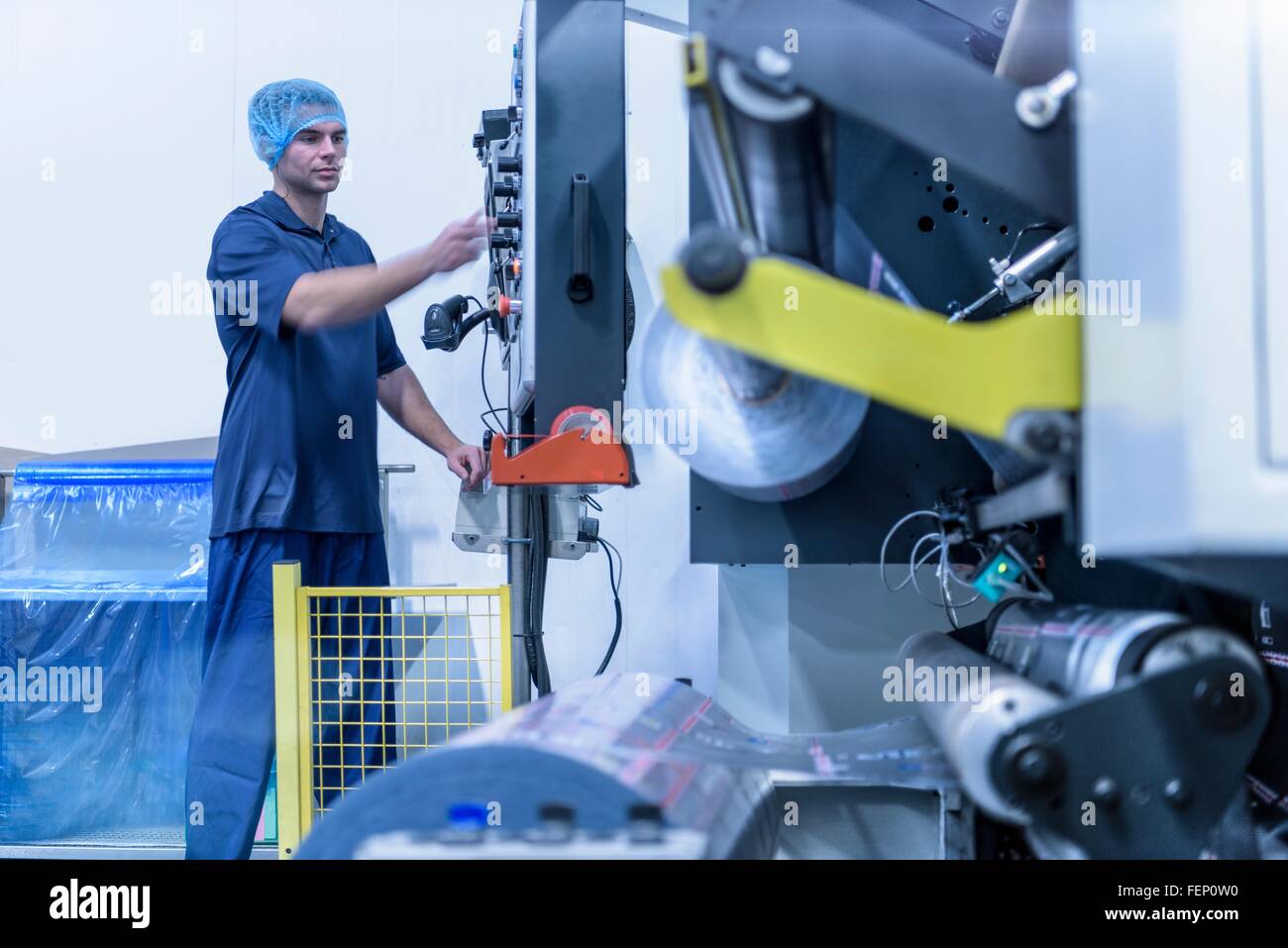 Printing machine operator hi-res stock photography and images - Alamy