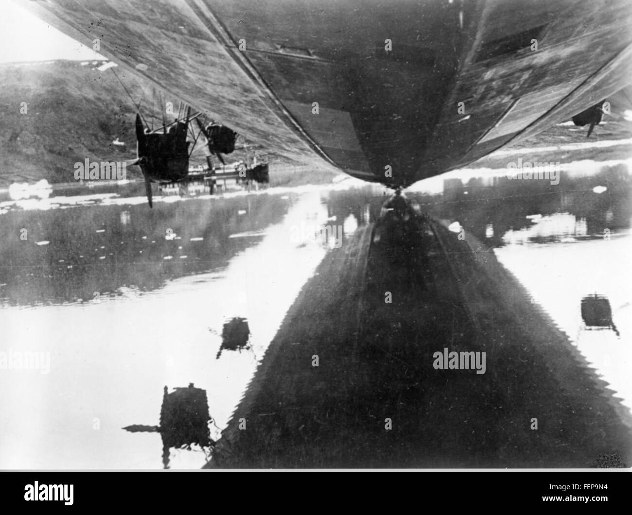 Primer Zeppelin The LZ-127 Graf Zeppelin, shown in this image from 26-30 July 1931 ...