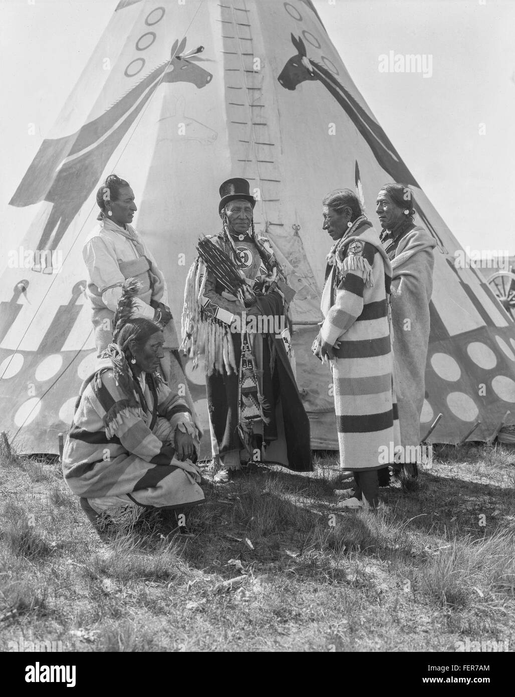 Council of nation Black and White Stock Photos & Images - Alamy