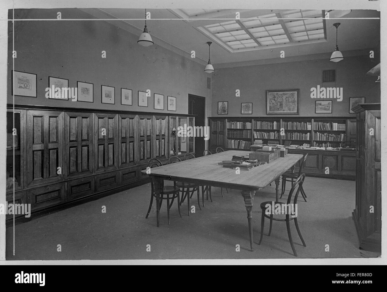 Library reading room Stock Photo Alamy