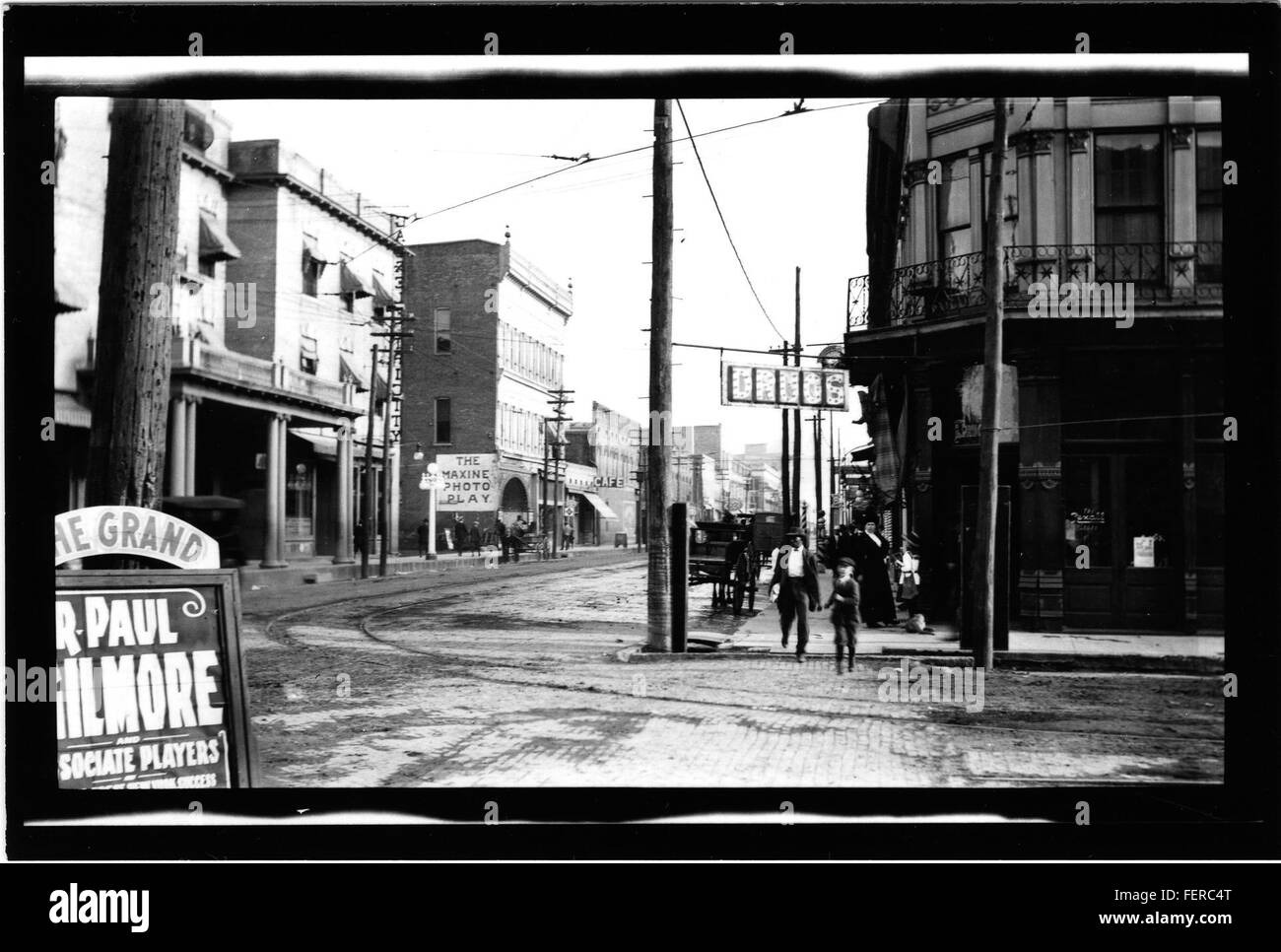 Helena, Ar Street and water front 1913 Stock Photo Alamy