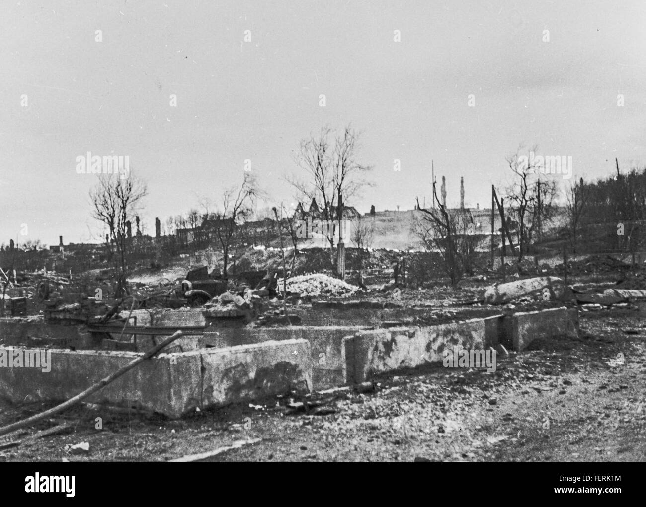 Nord-Norge i ruiner under tyskernes retrett Stock Photo