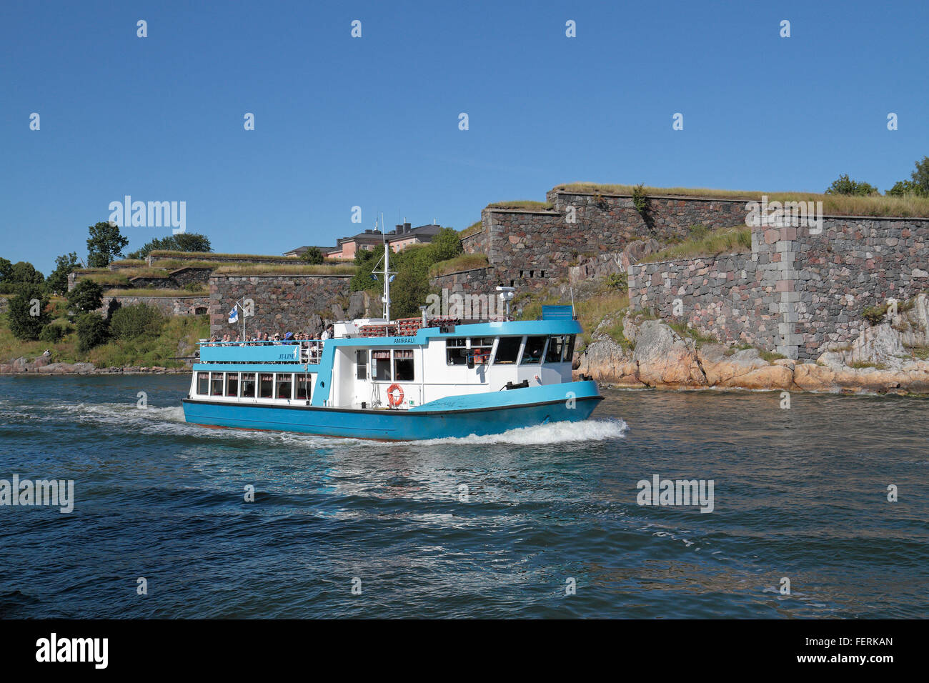 A JT-Line waterbus (between Kauppatori and Suomenlinna) on the fortress island of Suomenlinna, Helsinki, Finland. Stock Photo