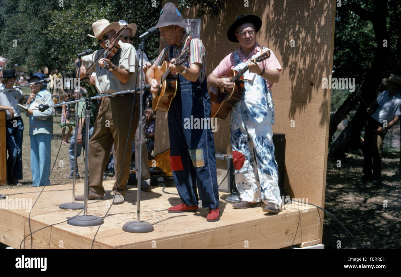 Texas State Arts And Crafts Fair Kerrville Texas Arts Arts And Stock Photo Alamy