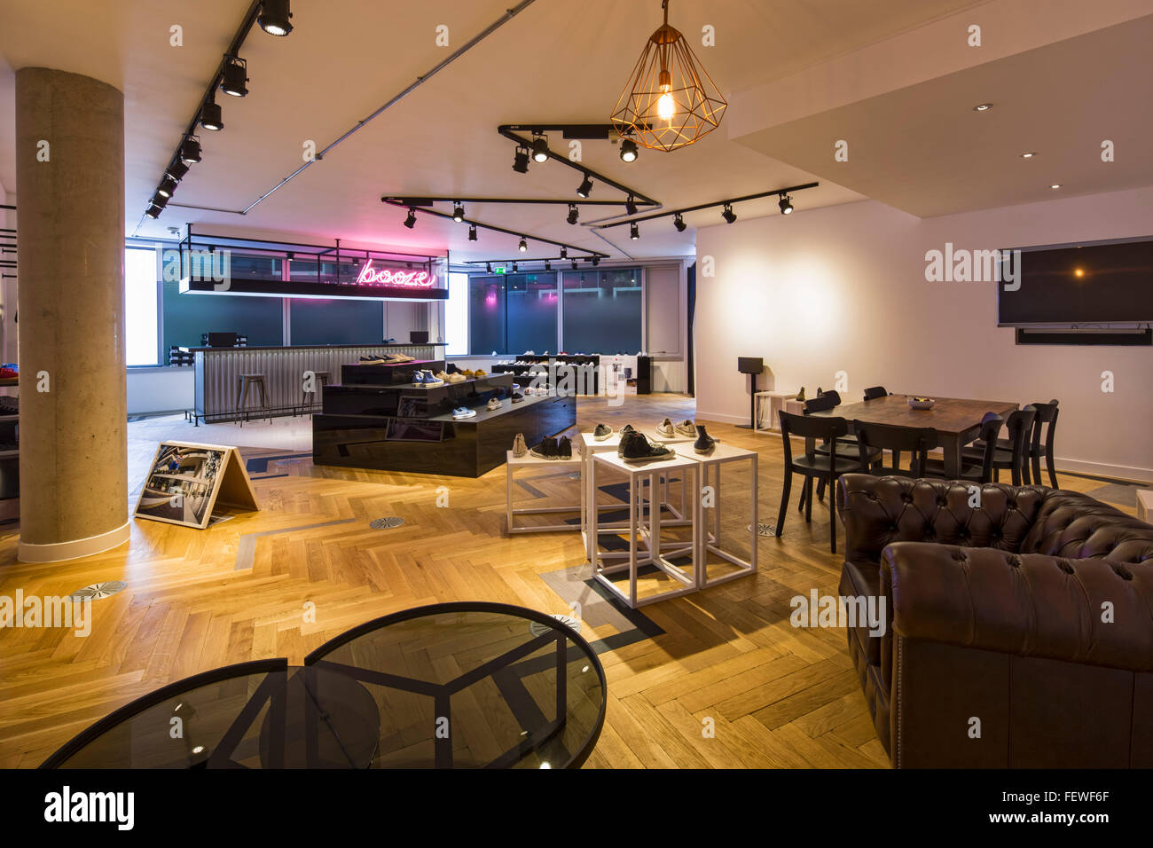 Showroom with bar. Converse Showroom, London, United Kingdom. Architect:  n/a, 2015 Stock Photo - Alamy