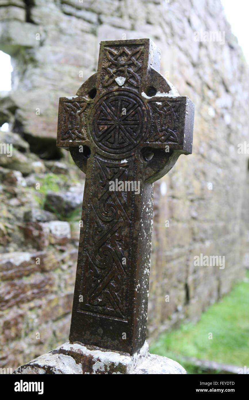 Irish Celtic handmade stone high cross Stock Photo