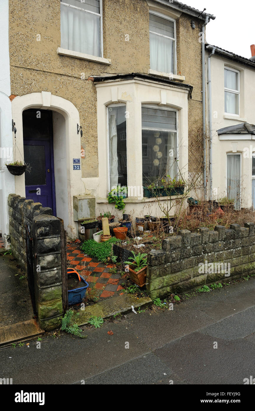 Back streets terraced houses in Old Town Swindon Stock Photo Alamy