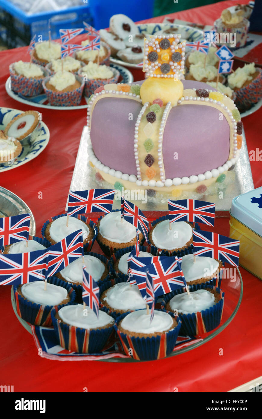 60th anniversary diamond jubilee of queen elizabeth ii hires stock