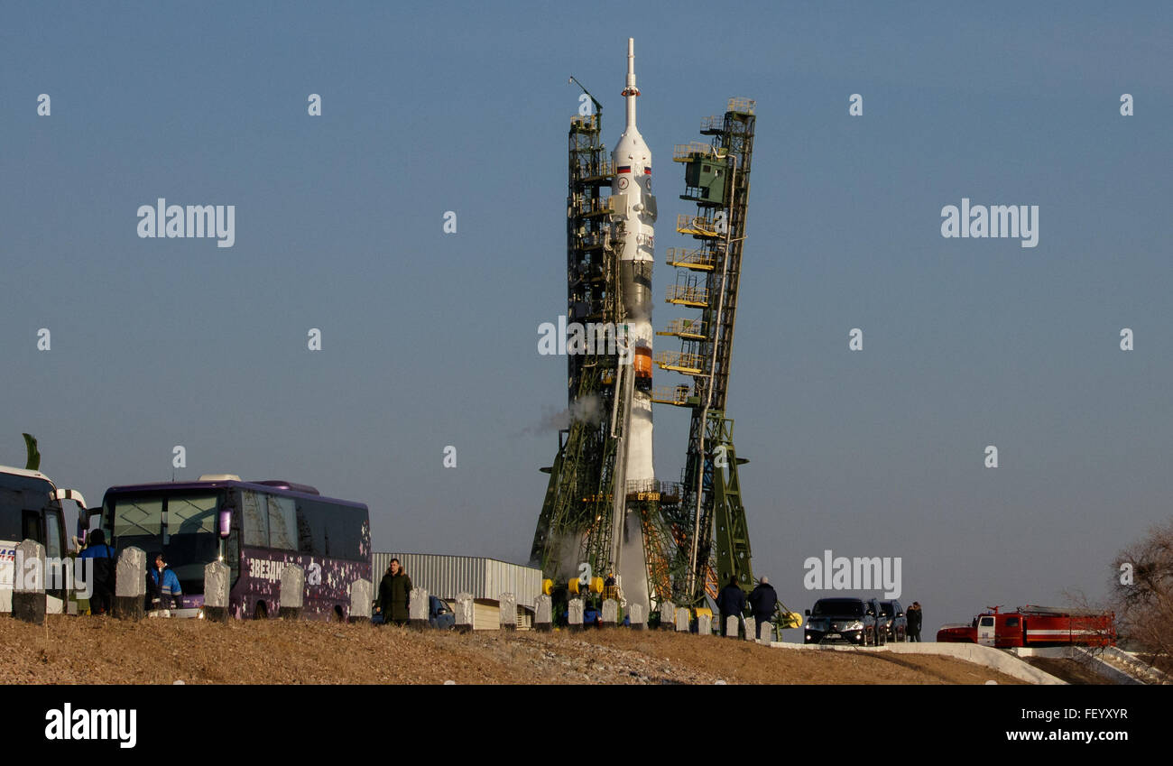 Expedition 46 Launch 2 Stock Photo Alamy