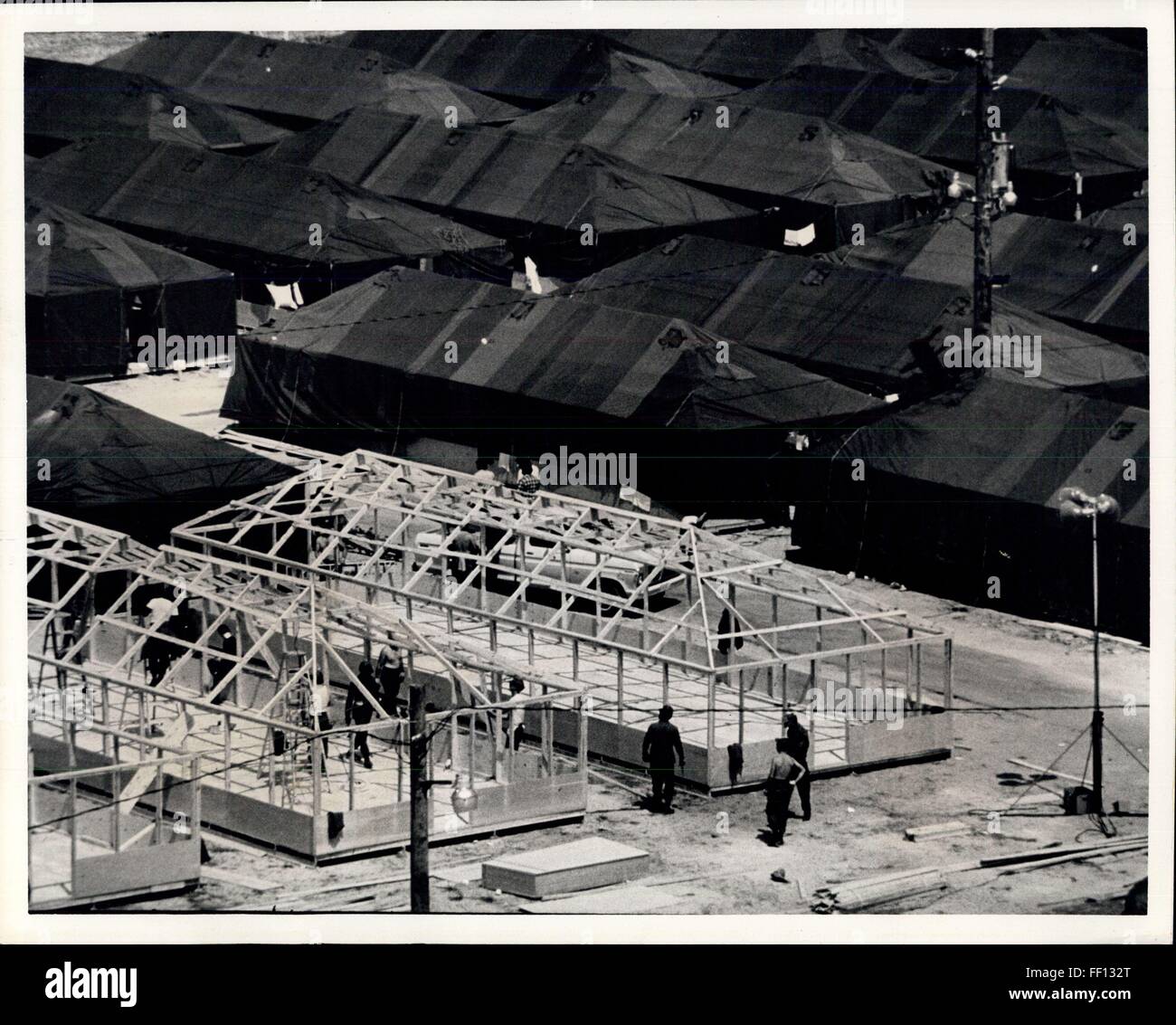 1976 - The Cuban Refugee boat Influx, Florida: A tent city is constructed at fort Walton Beach Florida to hold the Large Influx of Cuban Refugees. © Keystone Pictures USA/ZUMAPRESS.com/Alamy Live News Stock Photo