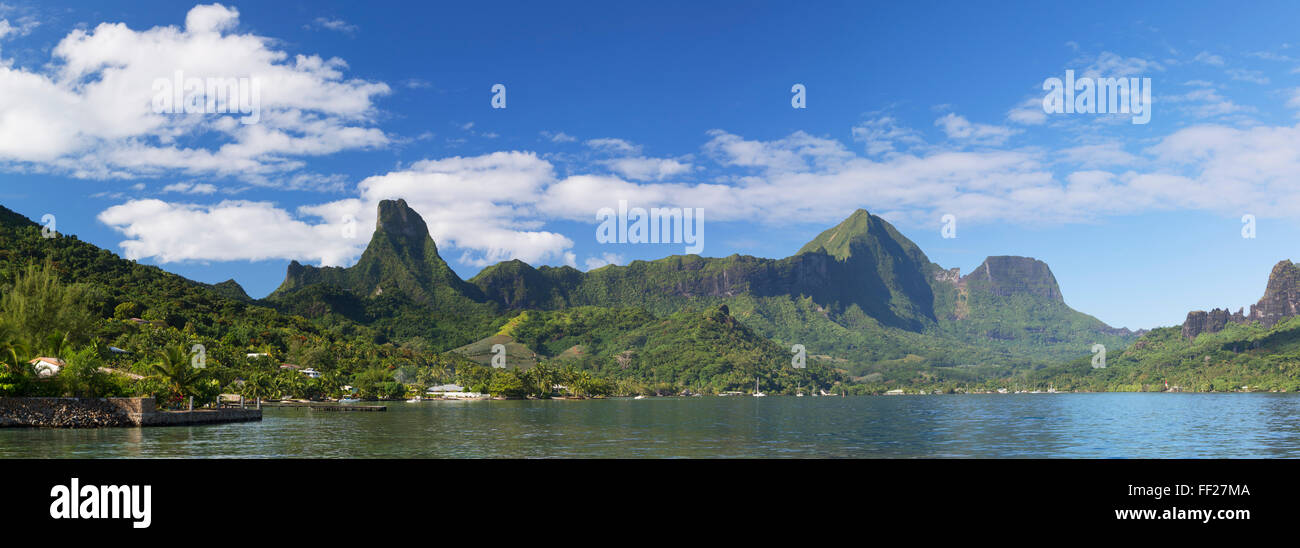 Moorea cook's bay hi-res stock photography and images - Alamy