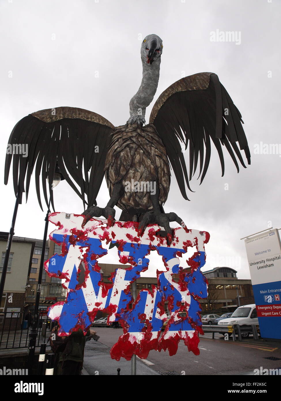Lewisham, UK. 10th February, 2016. British Medical Association Junior doctors begin second 24-hour strike over contract.  Picket line at Lewisham Hospital. Credit:  Alan Gallery/Alamy Live News Stock Photo