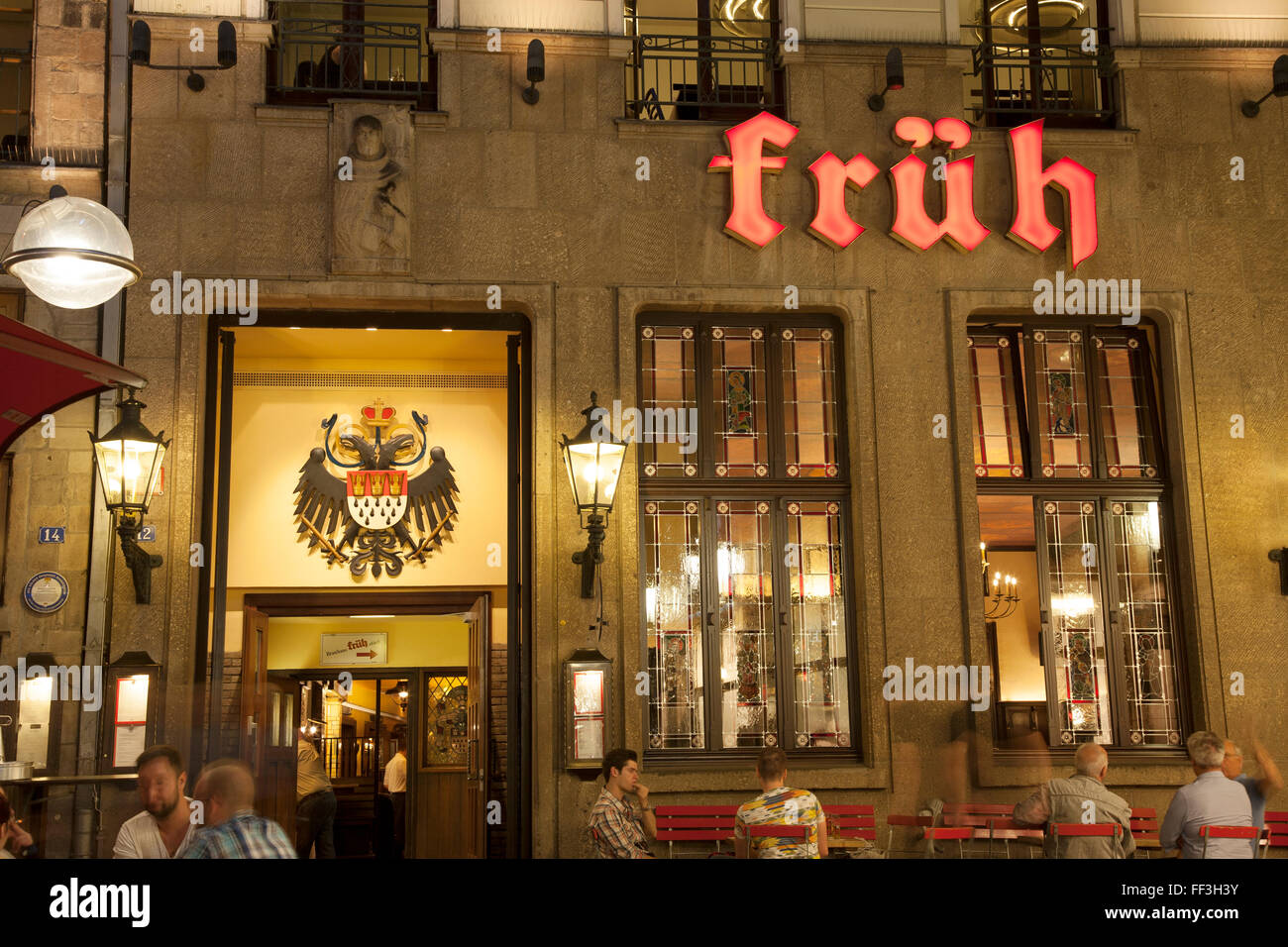 Fruh am Dom Beer House at Night; Cologne; Germany Stock Photo Alamy