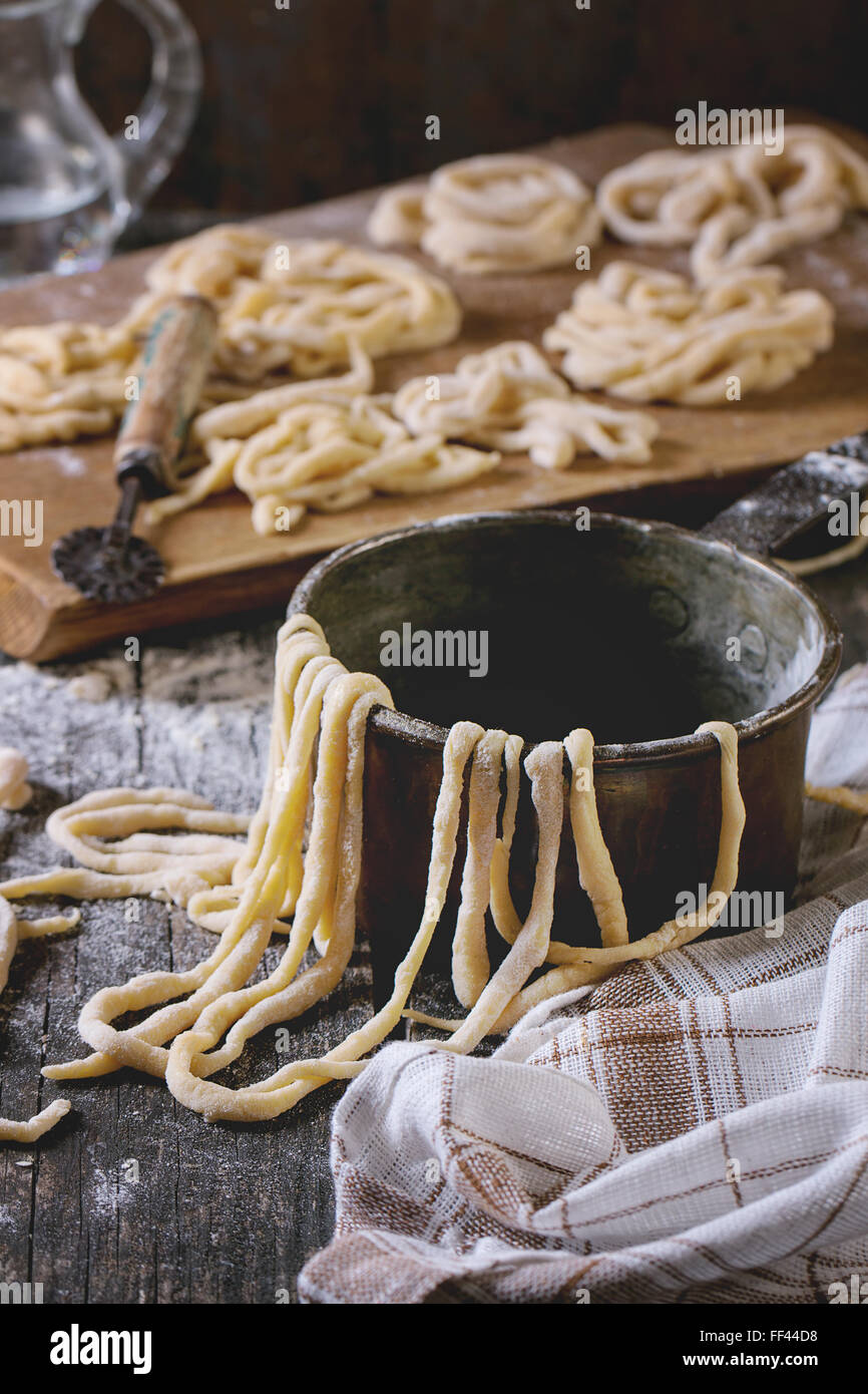 Pasta shaper hi-res stock photography and images - Alamy