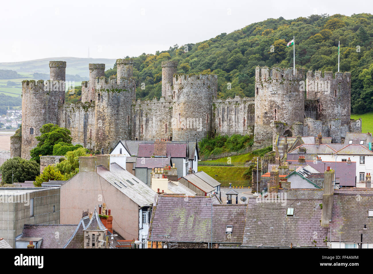 Medieval conwy town walls hi-res stock photography and images - Alamy