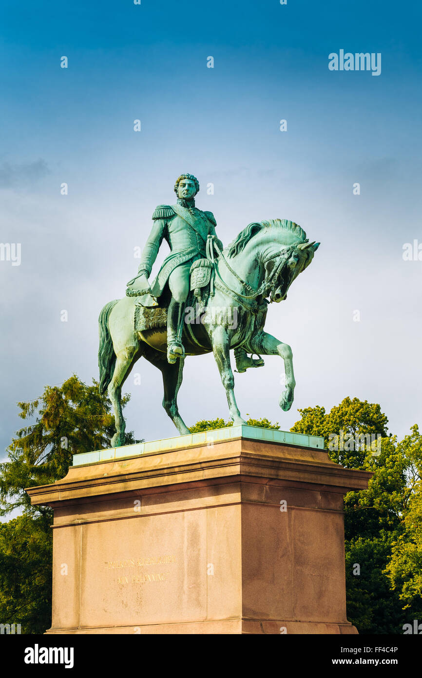 Statue of Norwegian King Karl Johan XIV in front the Royal Palace, Oslo, Norway Stock Photo