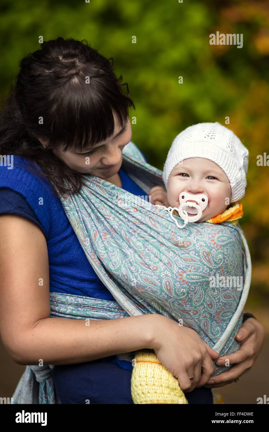 mama sling