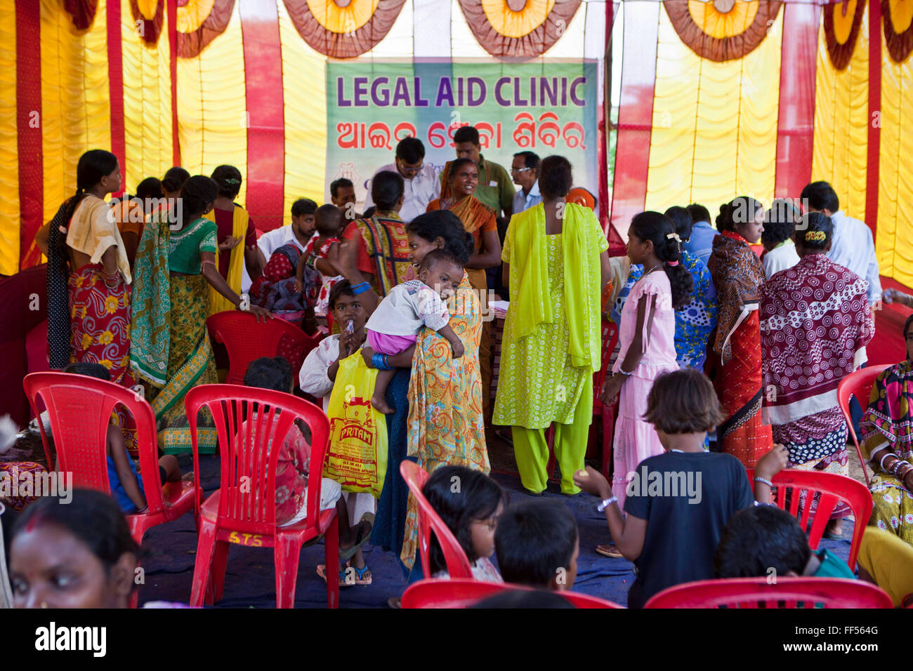 Families from Cuttack get legal advice and birth certificates from a Legal Aid Clinic run by the organisation CLAP. Committee for Legal Aid to Poor (CLAP), helps provide legal aid to the poorer communities in the Orissa district of India. Stock Photo