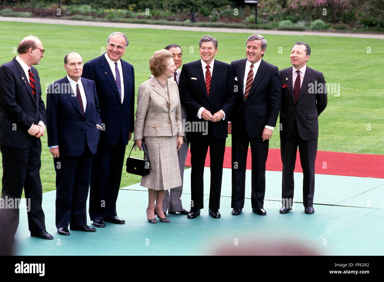 politics, conferences, world economic summit, group picture, Bonn 1985, Additional-Rights-Clearences-Not Available Stock Photo