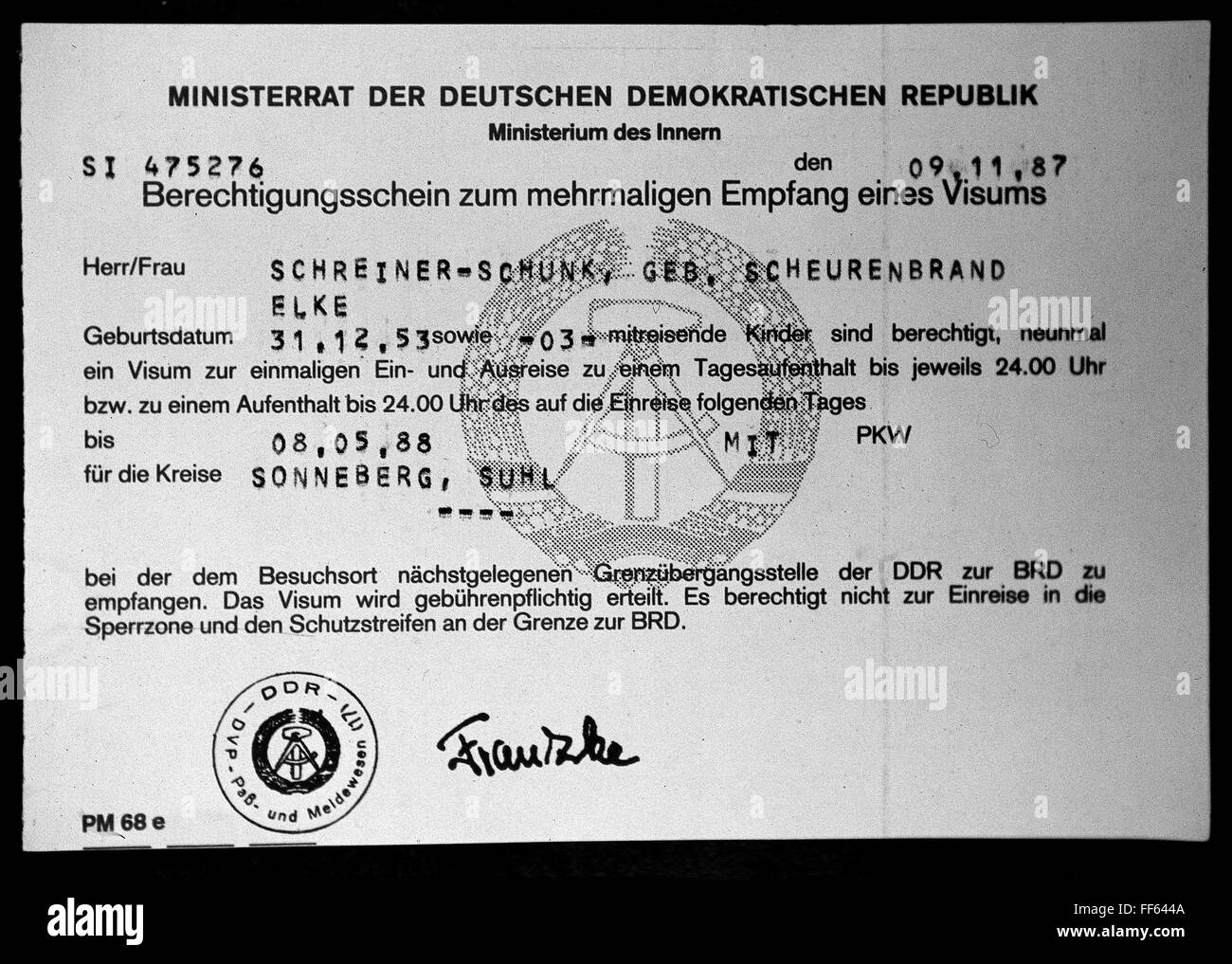 documents, certificate entitling to receive repeated visa for entering the German Democratic Republic, issued by the Ministry of the Interior, 9.11.1987, Additional-Rights-Clearences-Not Available Stock Photo