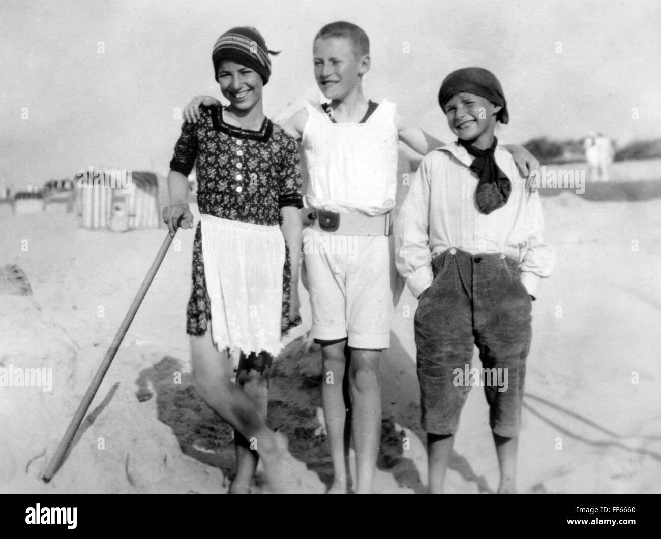 1920s Beach Clothes High Resolution Stock Photography and Images - Alamy